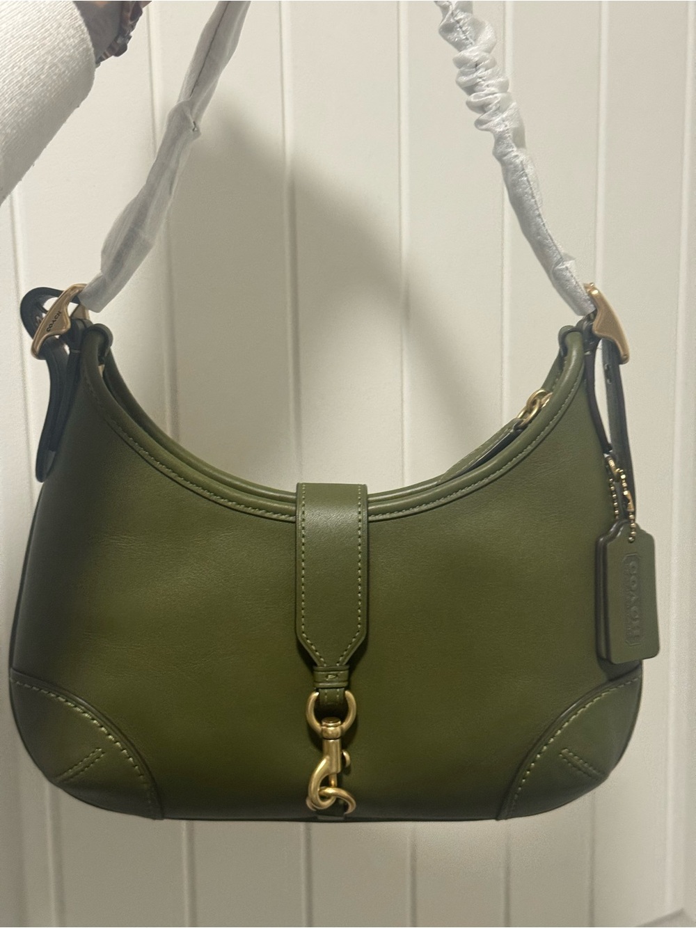 COACH Hamptons Hobo Leather Shoulder Bag